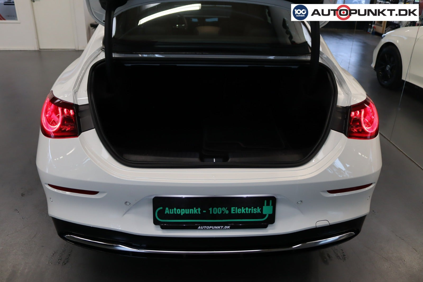 Hvid Mercedes CLA250+ fra 2025