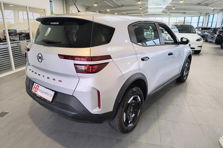 Sølv Opel Frontera fra 2025