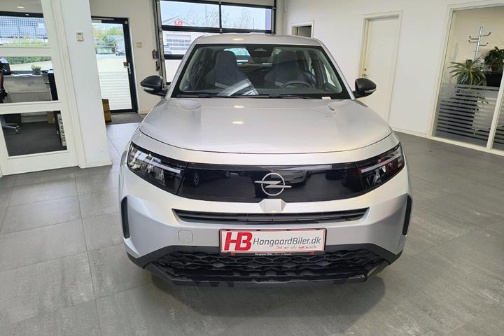 Sølv Opel Frontera fra 2025
