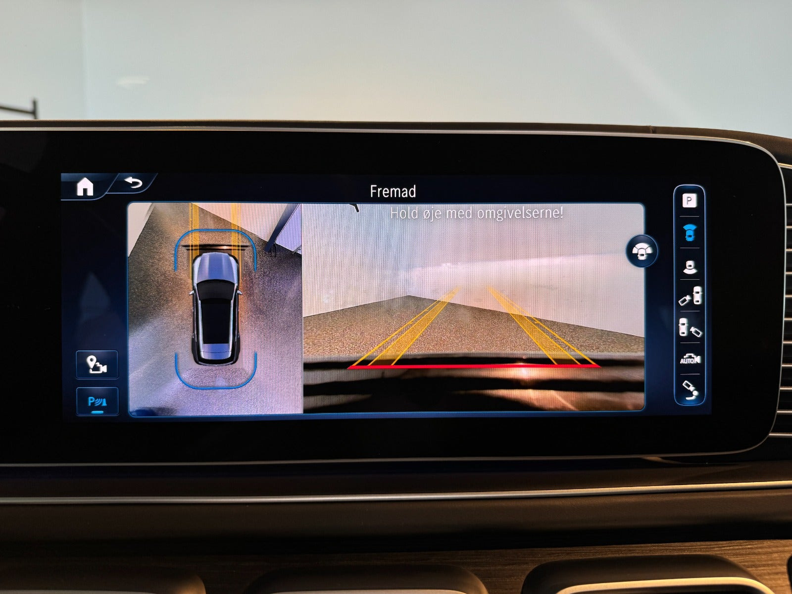 Sort Mercedes GLE350 de fra 2024