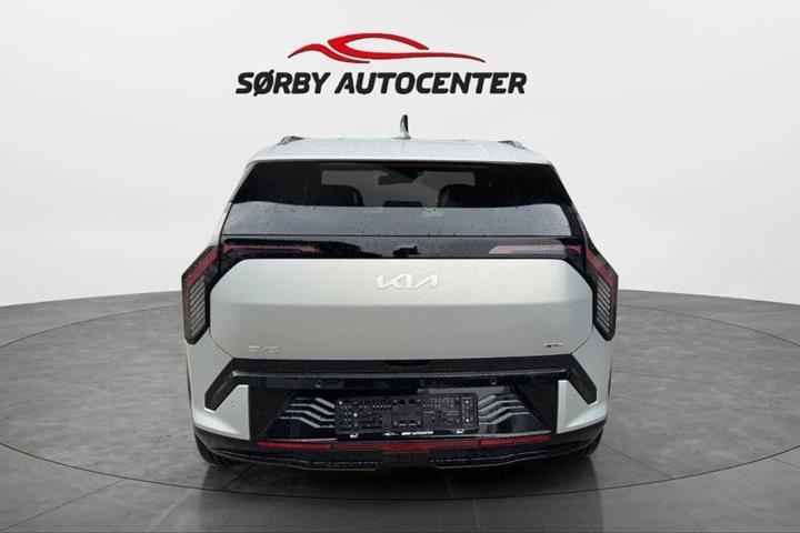 Sølv Kia EV3 fra 2025