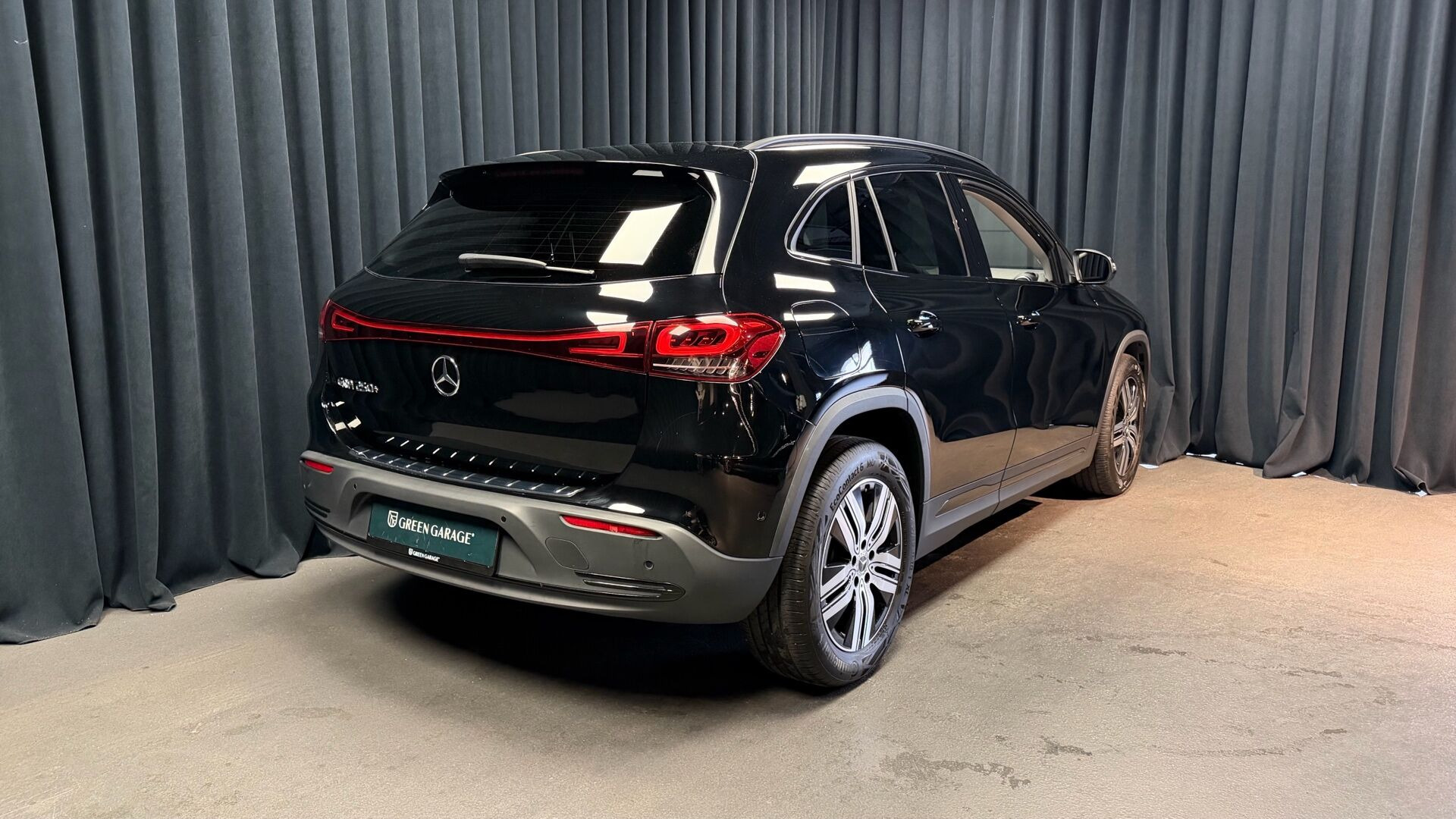 Sort Mercedes EQA250+ fra 2022