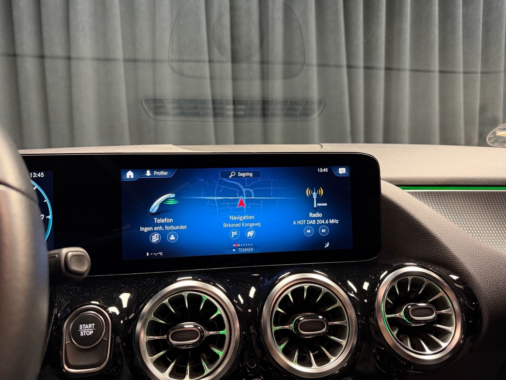 Sort Mercedes EQA250+ fra 2022