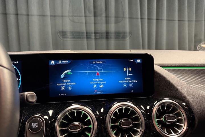 Sort Mercedes EQA250+ fra 2022