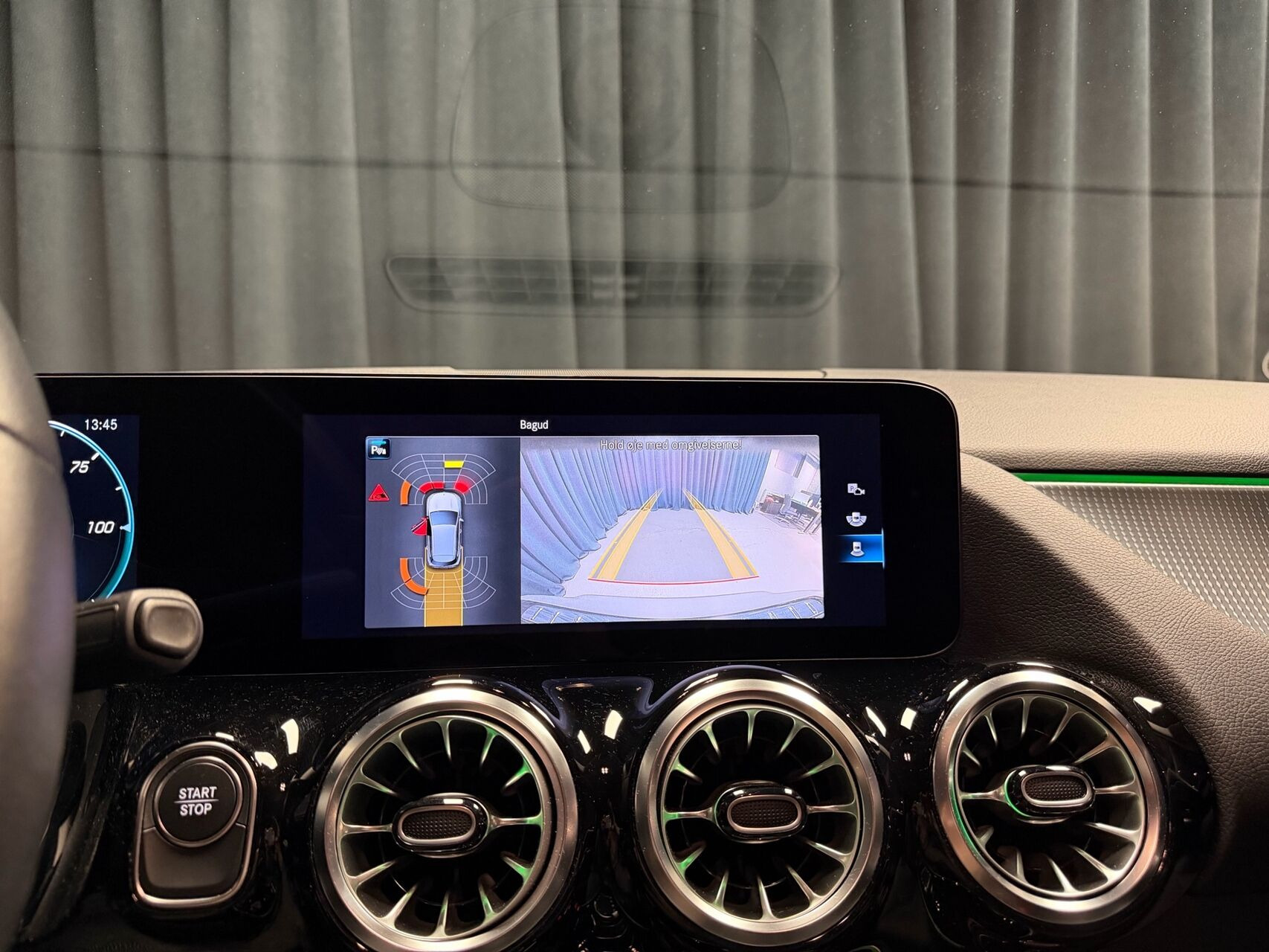Sort Mercedes EQA250+ fra 2022