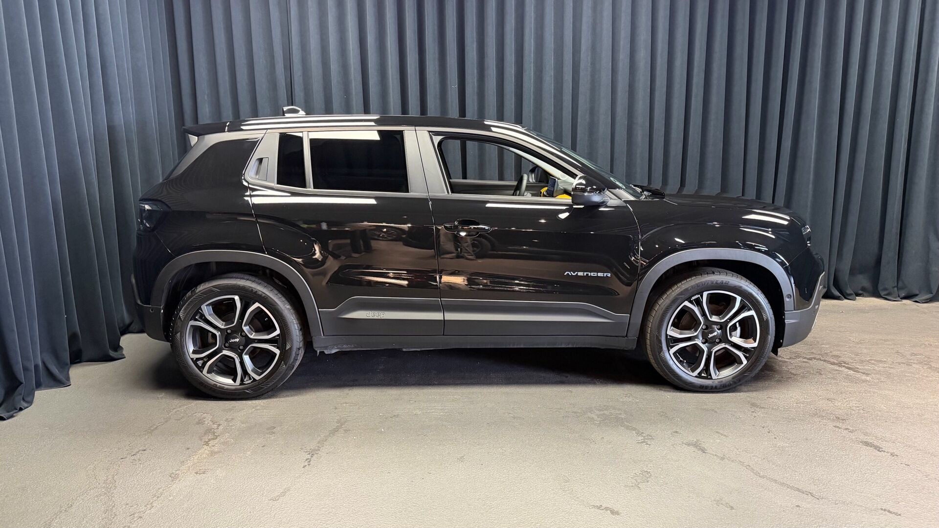 undefined Jeep Avenger fra 2024