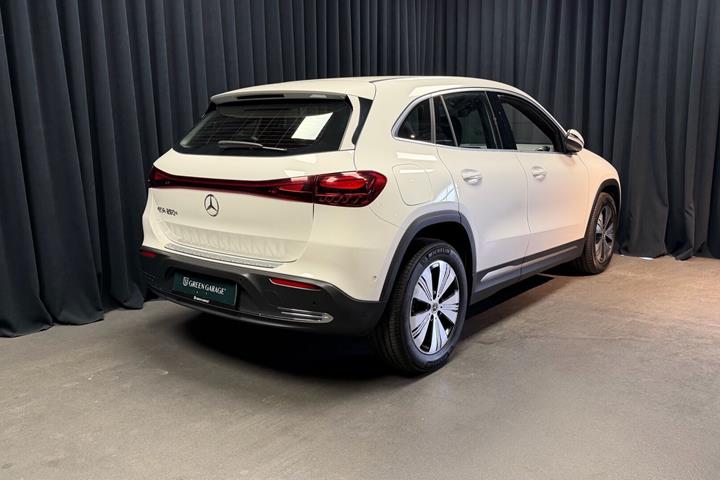 Hvid Mercedes EQA250+ fra 2024