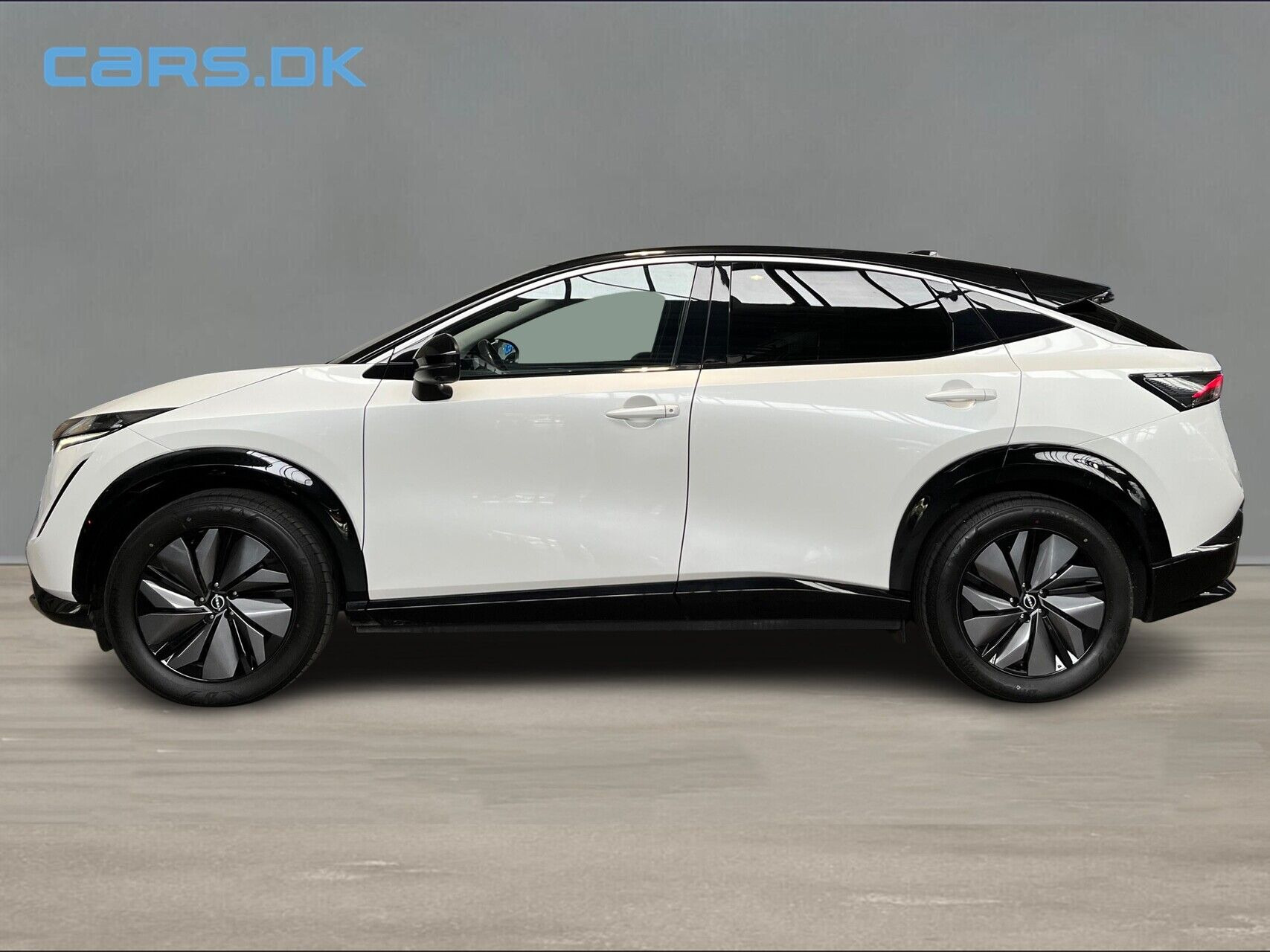 Hvid Nissan Ariya fra 2024