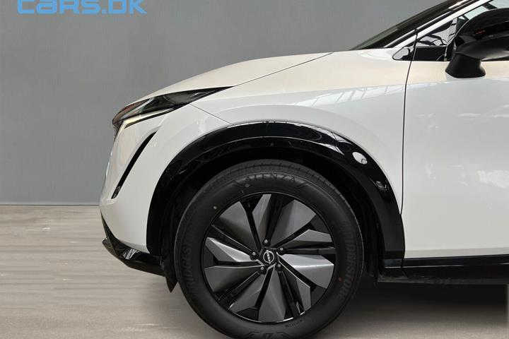 Hvid Nissan Ariya fra 2024