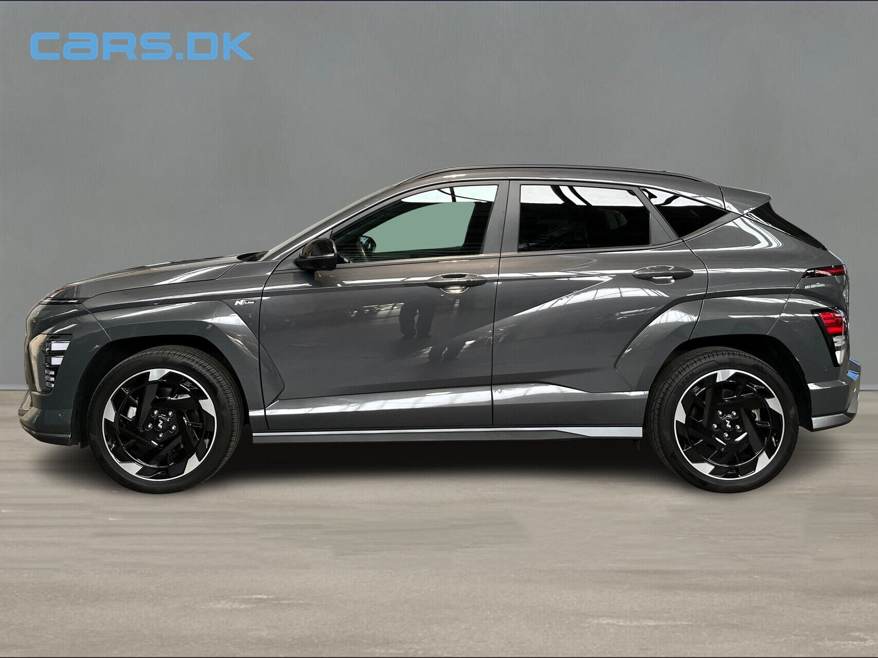 Grå Hyundai Kona fra 2025