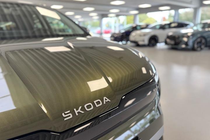 Grøn Skoda Enyaq fra 2026