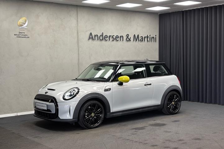 Hvid Mini Cooper fra 2021