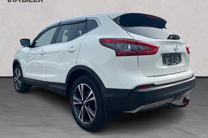 Hvid Nissan Qashqai fra 2019