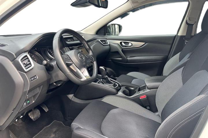 Hvid Nissan Qashqai fra 2019