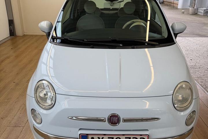 Blå Fiat 500 fra 2008