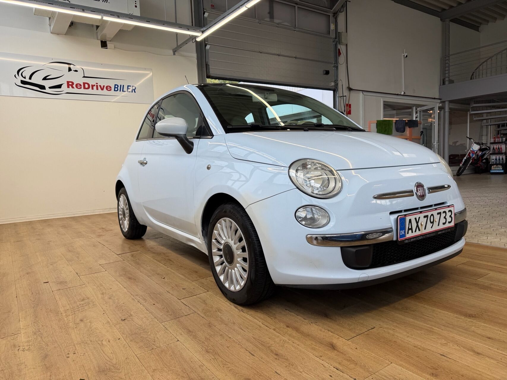 Blå Fiat 500 fra 2008