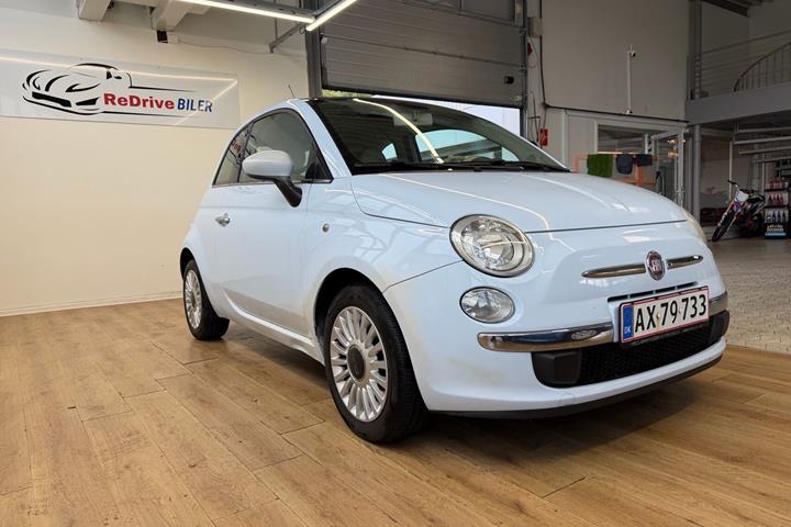 Blå Fiat 500 fra 2008