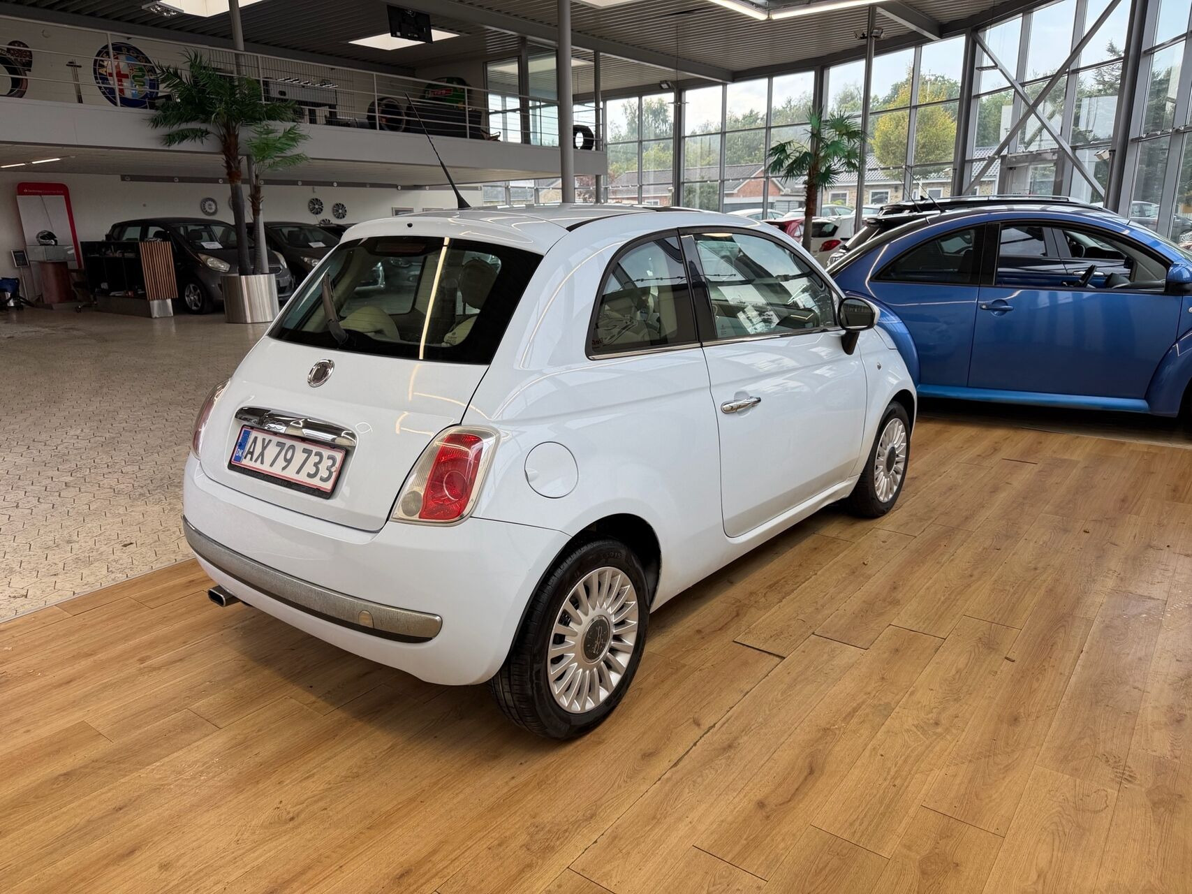 Blå Fiat 500 fra 2008
