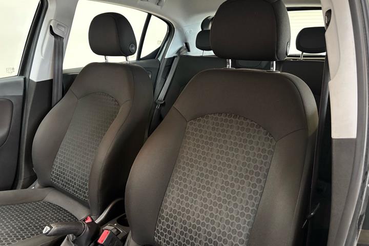 Sort Opel Corsa fra 2017