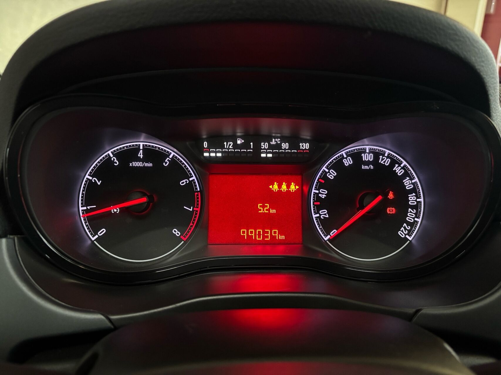 Sort Opel Corsa fra 2017