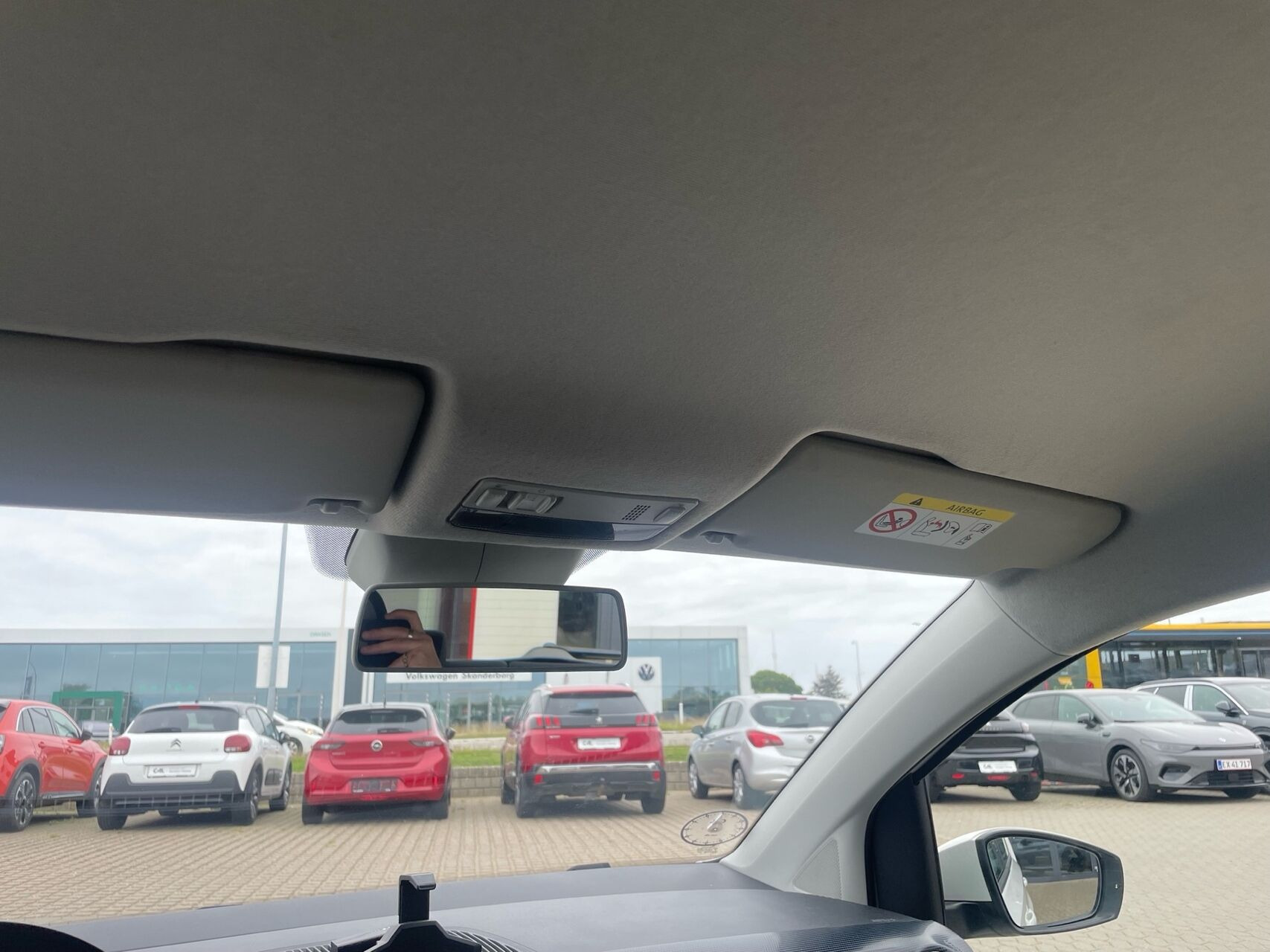 Hvid VW UP! fra 2019