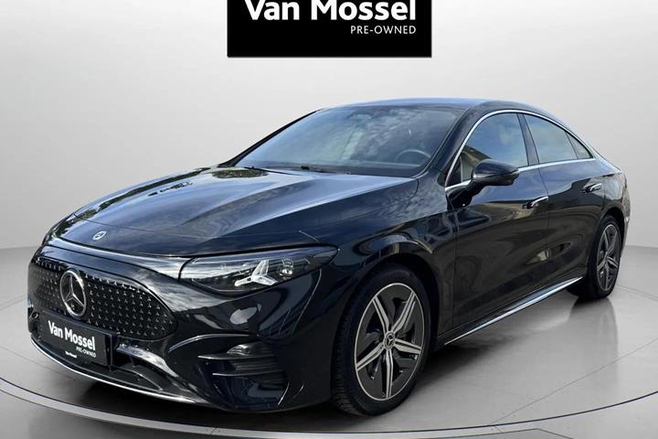 Sort Mercedes CLA250+ fra 2025