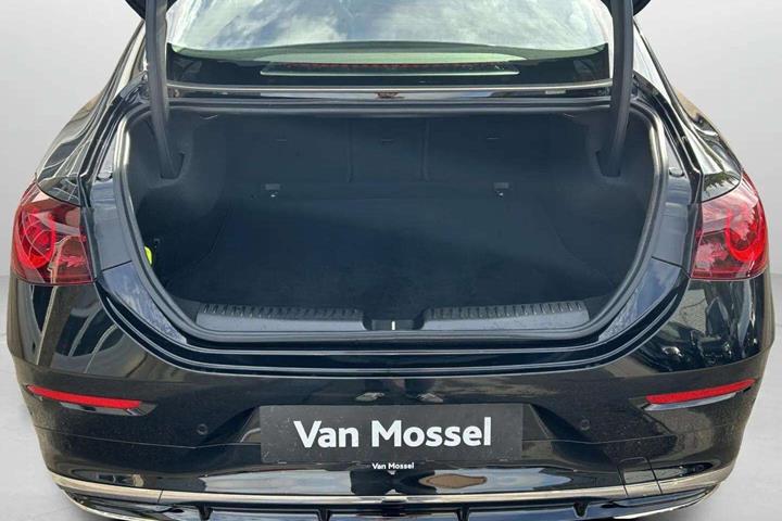 Sort Mercedes CLA250+ fra 2025
