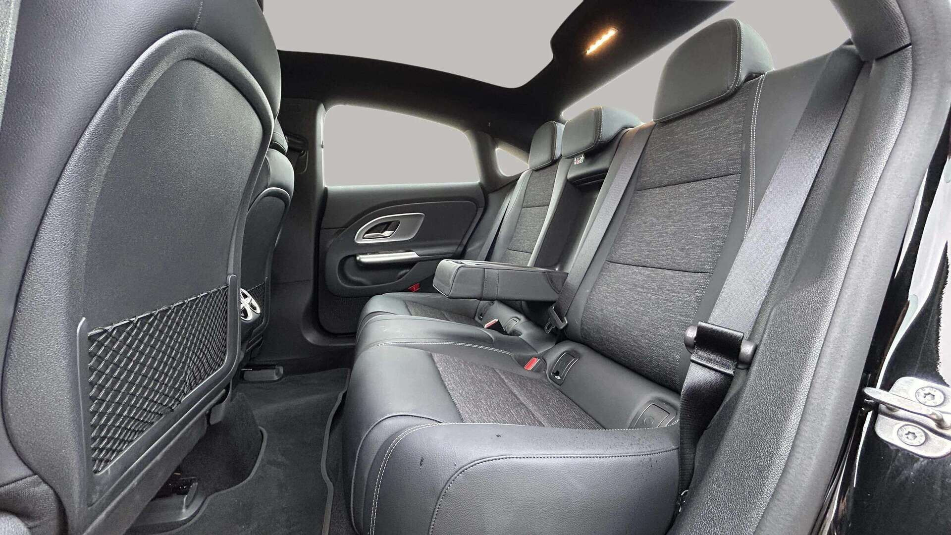 Sort Mercedes CLA250+ fra 2026
