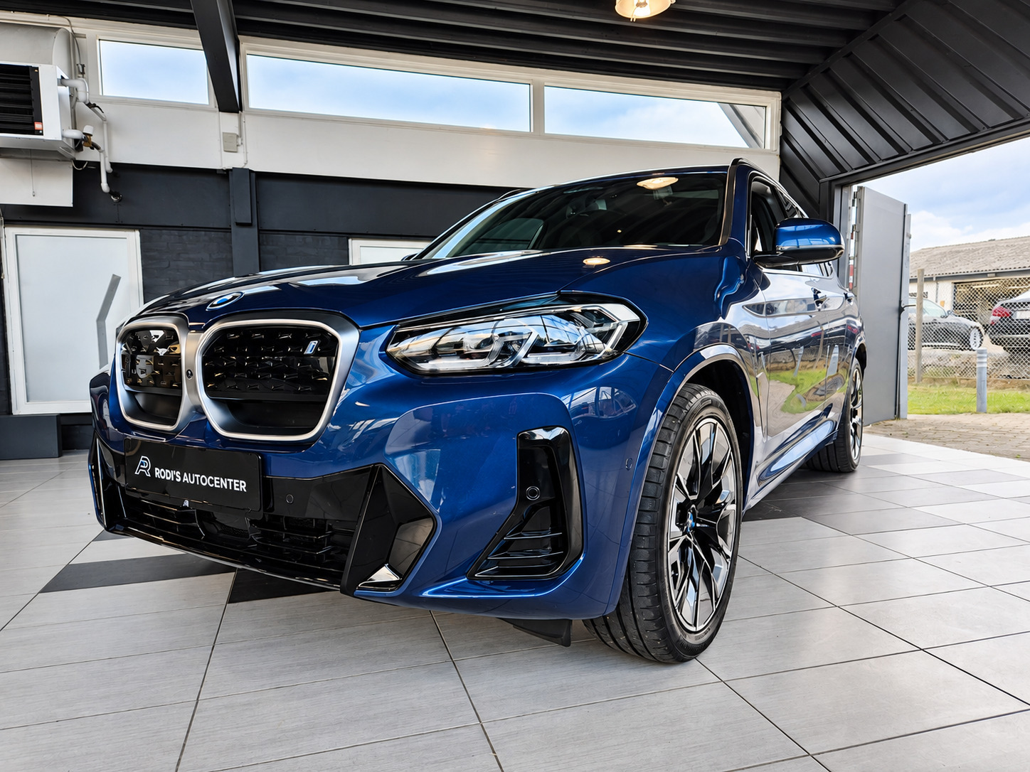 BMW iX3 Charged Plus M-Sport