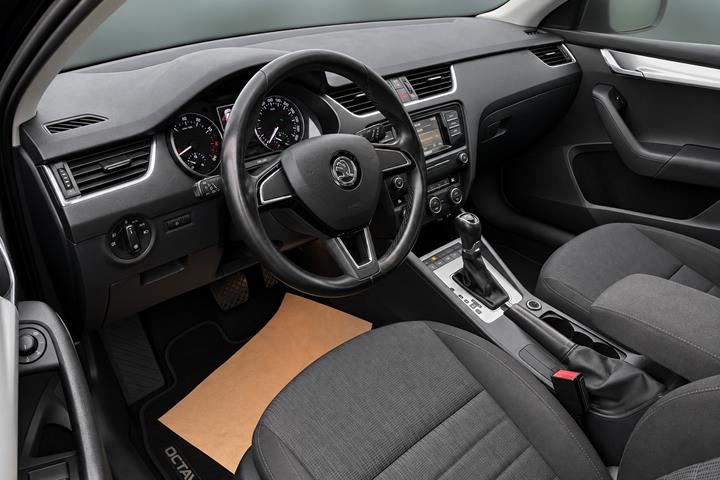 undefined Skoda Octavia fra 2016