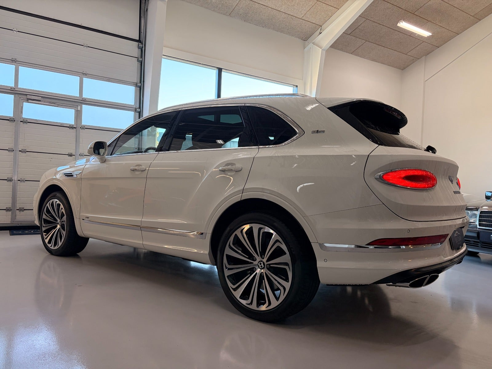undefined Bentley Bentayga fra 2021