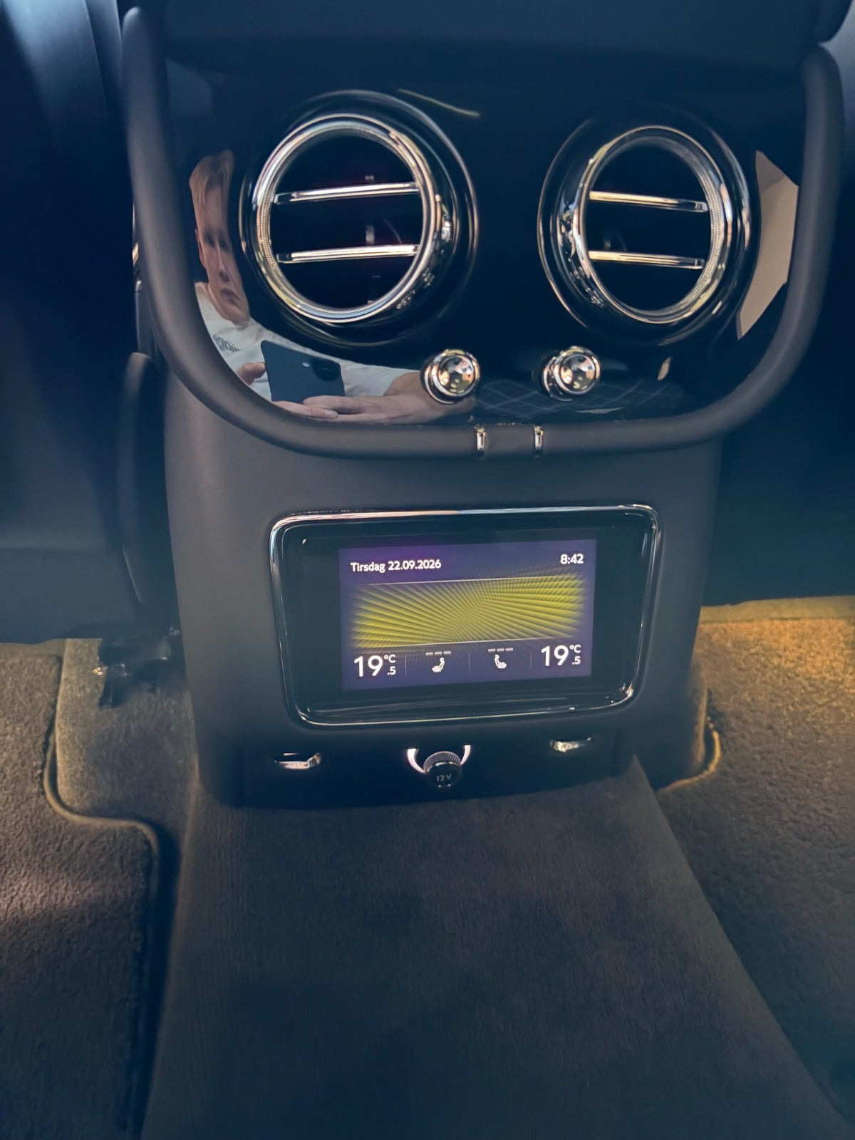 undefined Bentley Bentayga fra 2021