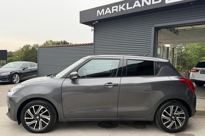 Grå Suzuki Swift fra 2020