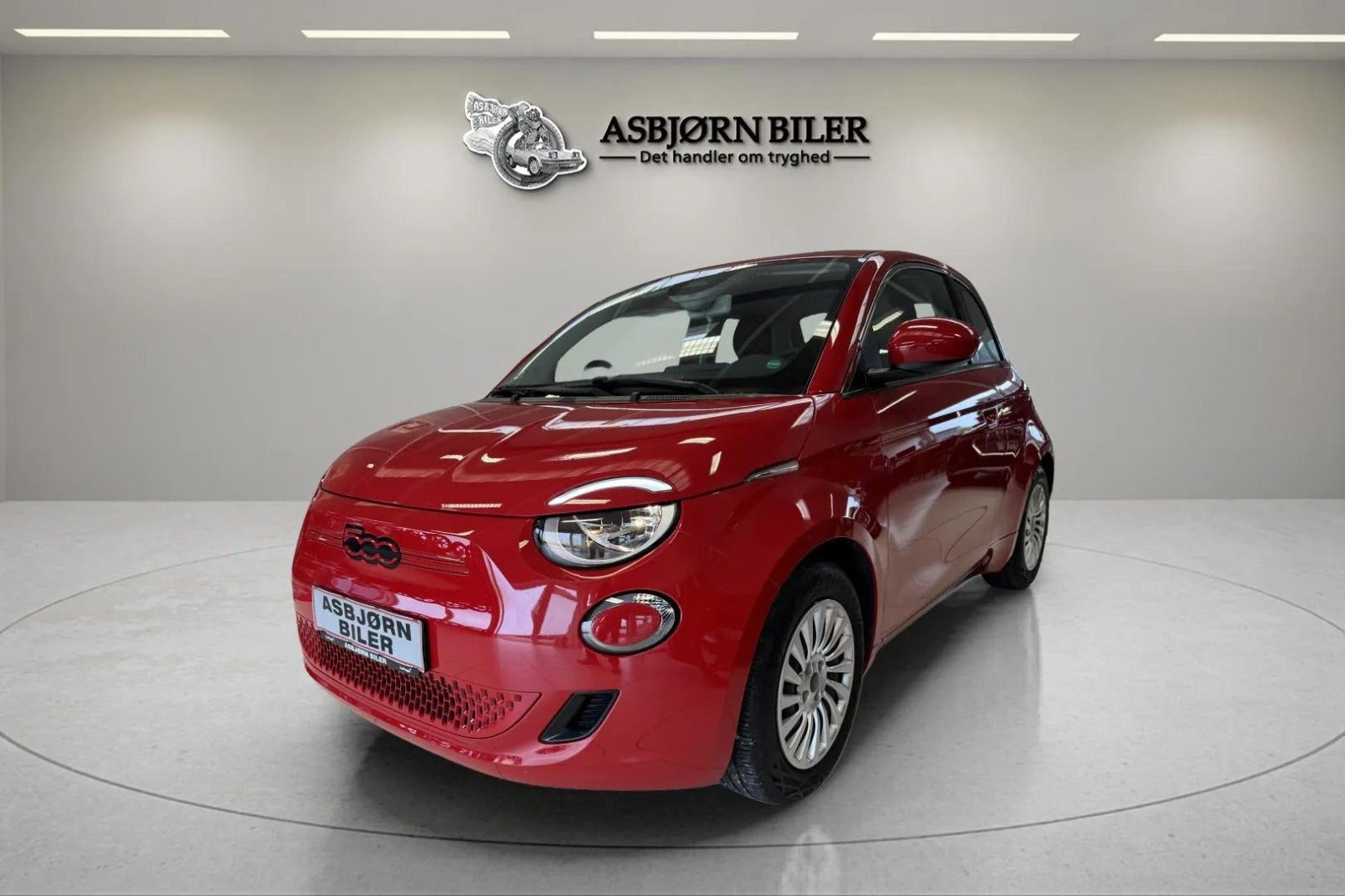 Fiat 500e 42 (RED)