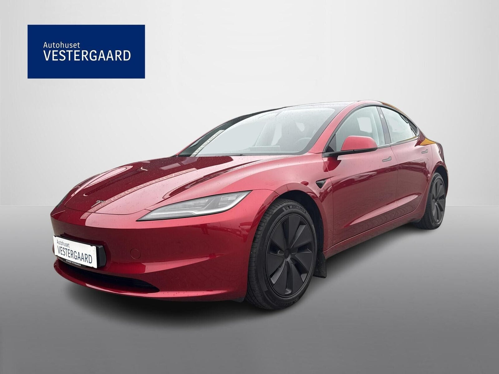 Tesla Model 3 RWD