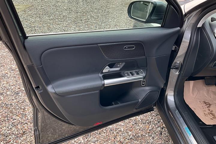 undefined Mercedes EQA250+ fra 2025