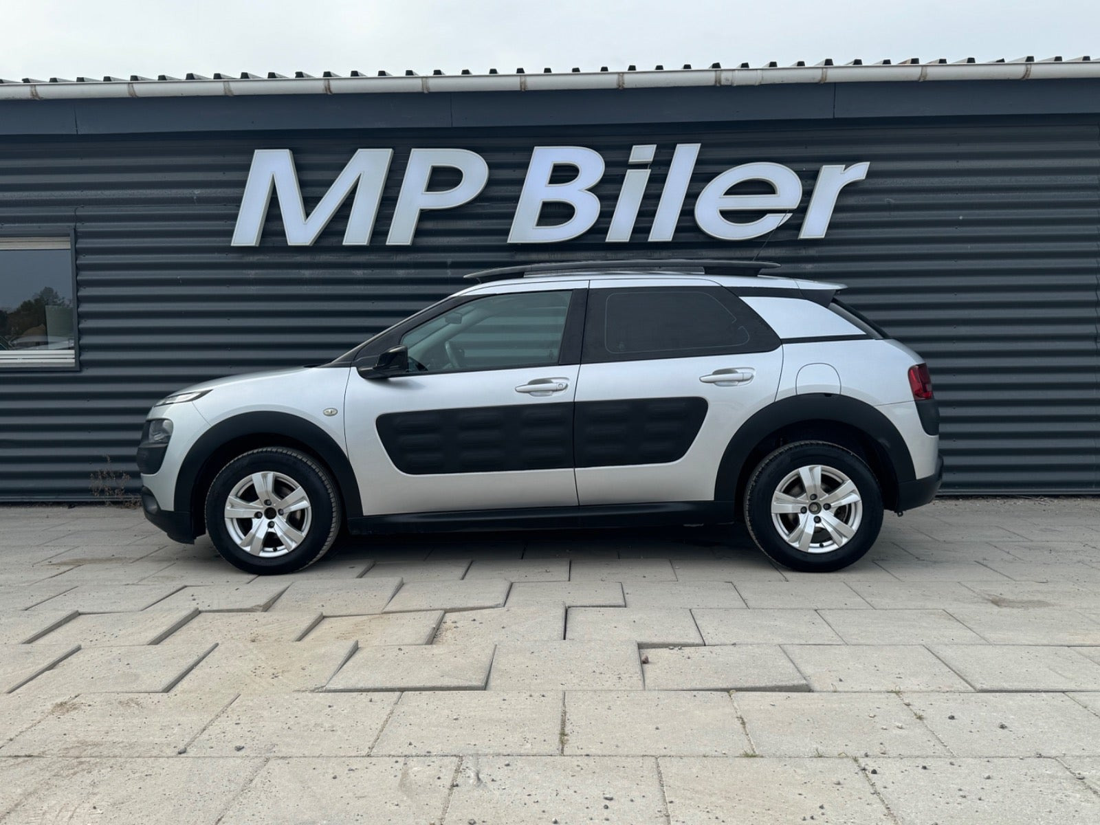 Sølv Citroën C4 Cactus fra 2015