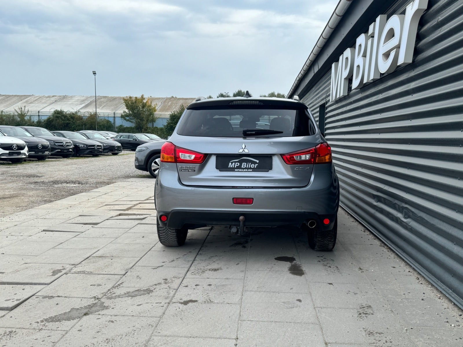 Grå Mitsubishi ASX fra 2017