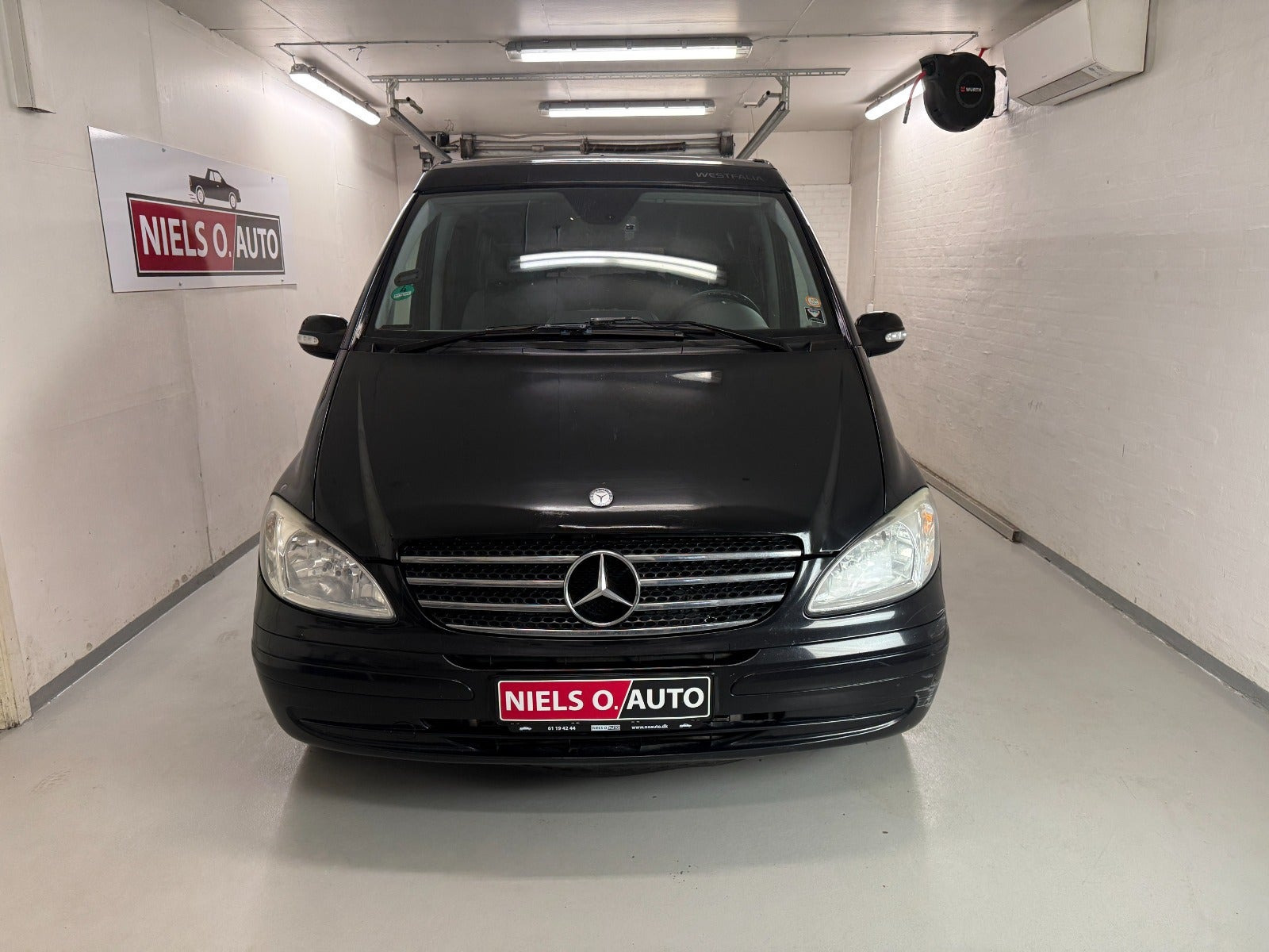 Sort Mercedes Viano fra 2009