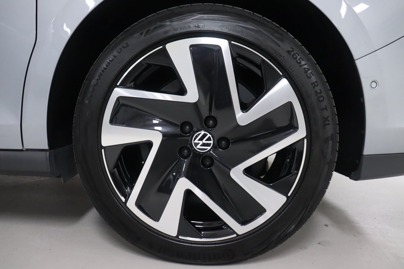 Sølv VW ID.Buzz fra 2025
