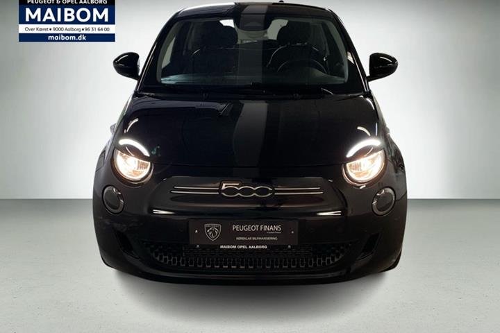 Sort Fiat 500e fra 2023