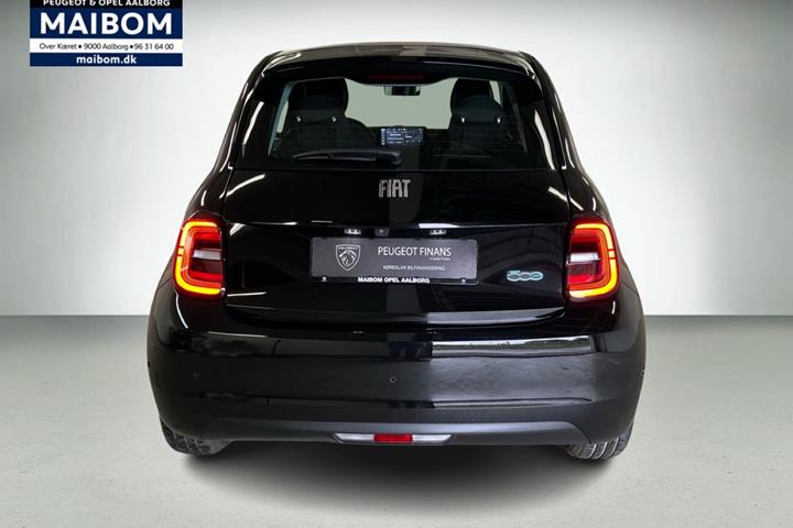 Sort Fiat 500e fra 2023
