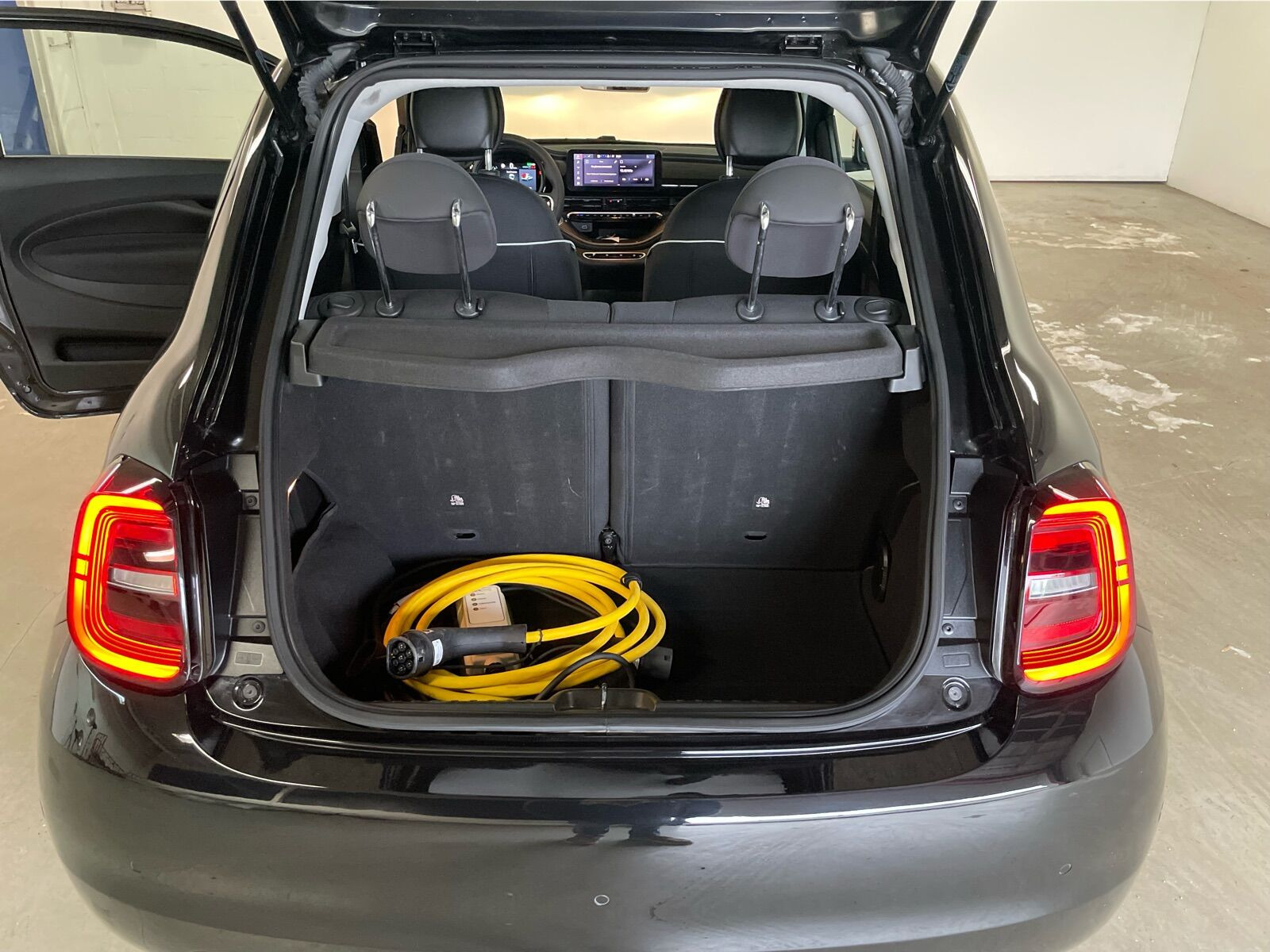 Sort Fiat 500e fra 2023