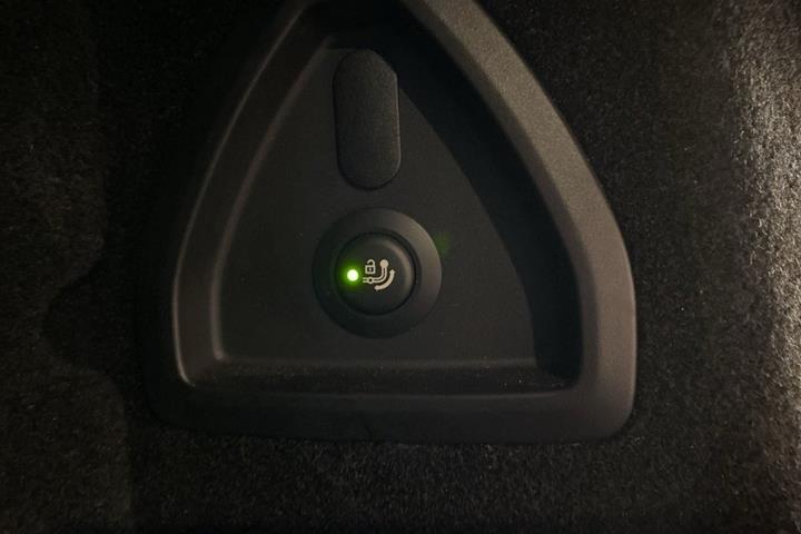 Grå BMW i7 fra 2023
