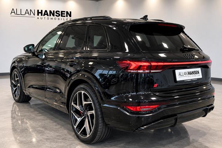Sort Audi SQ6 e-tron fra 2025