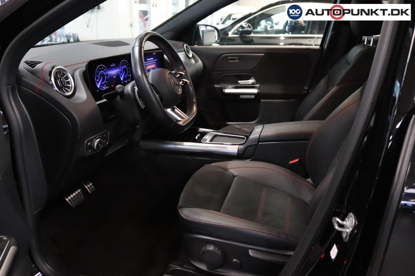 Sort Mercedes EQA250+ fra 2024