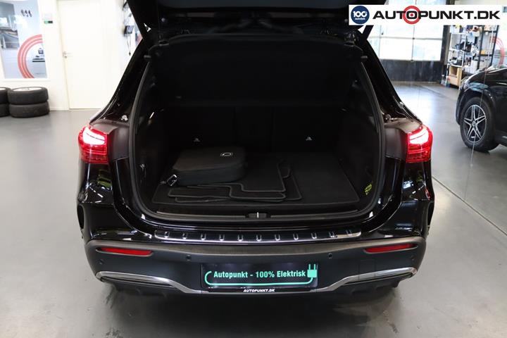 Sort Mercedes EQA250+ fra 2024