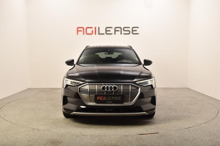 Sort Audi e-tron fra 2019