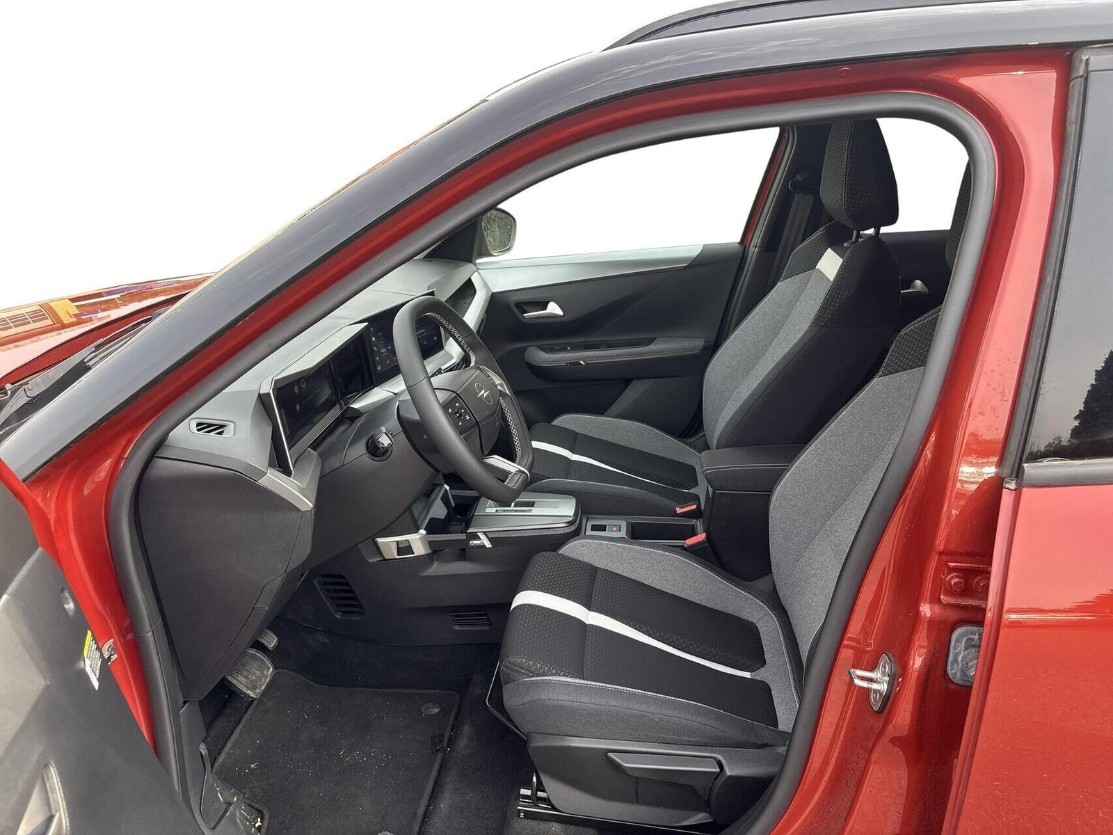 Orange Opel Frontera fra 2025