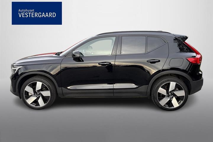 Sort Volvo XC40 fra 2023